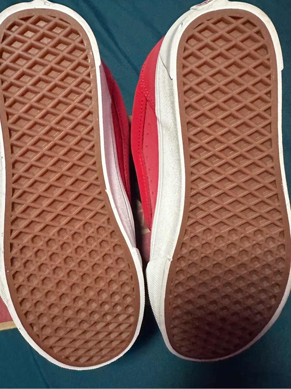 Vans - Picture 3 of 6